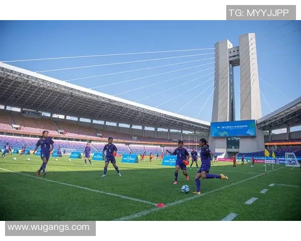 杭州足球队速度创新高引发关注全新排名揭晓引领未来发展趋势 杭州足球队速度创新高引发关注全新排名揭晓引领未来发展趋势