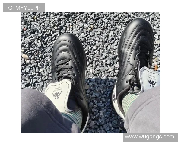 全球足球明星鞋码排行榜揭晓谁的脚更大更小引发热议